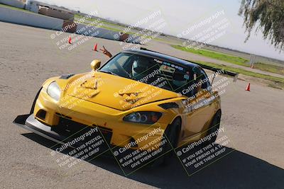 media/Dec-20-2025-Speed Ventures (Sat) [[de63061115]]/Around the Pits/